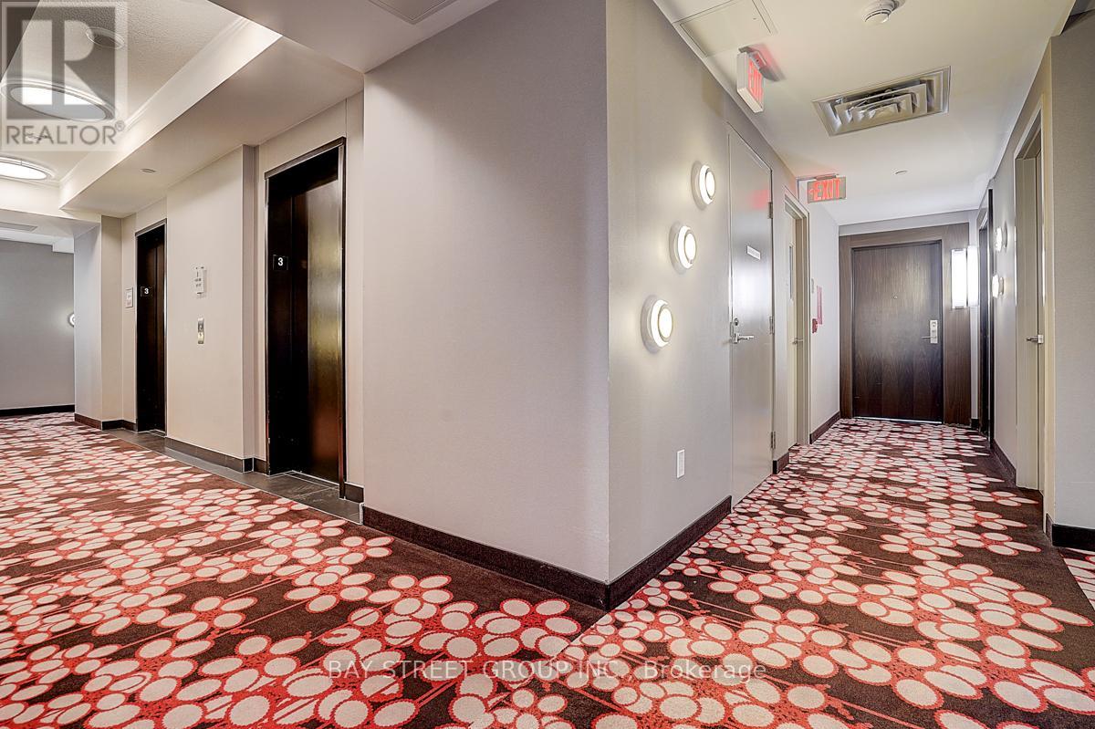 308 - 88 Sheppard Avenue E Property Photo 5