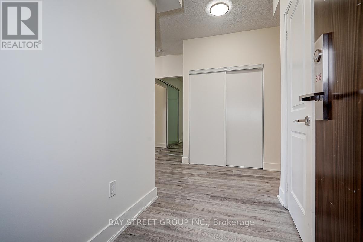 308 - 88 Sheppard Avenue E Property Photo 7