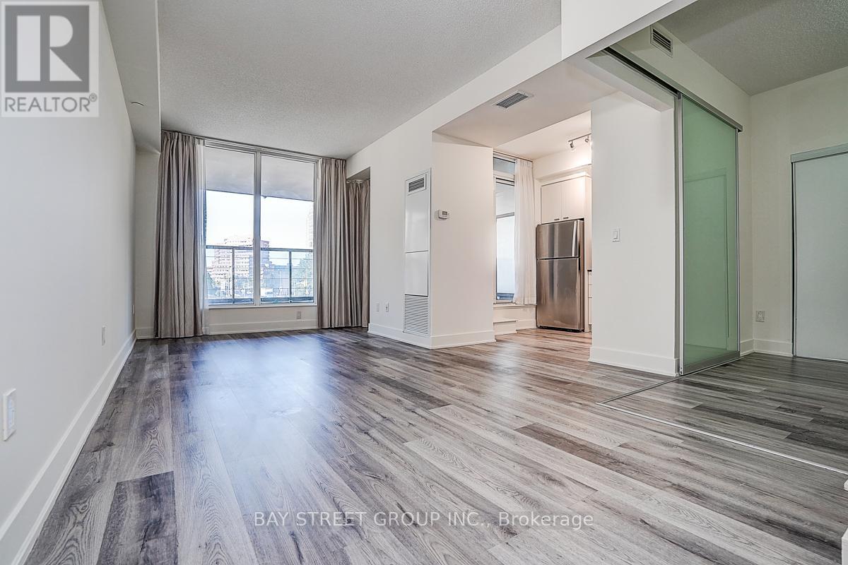 308 - 88 Sheppard Avenue E Property Photo 9