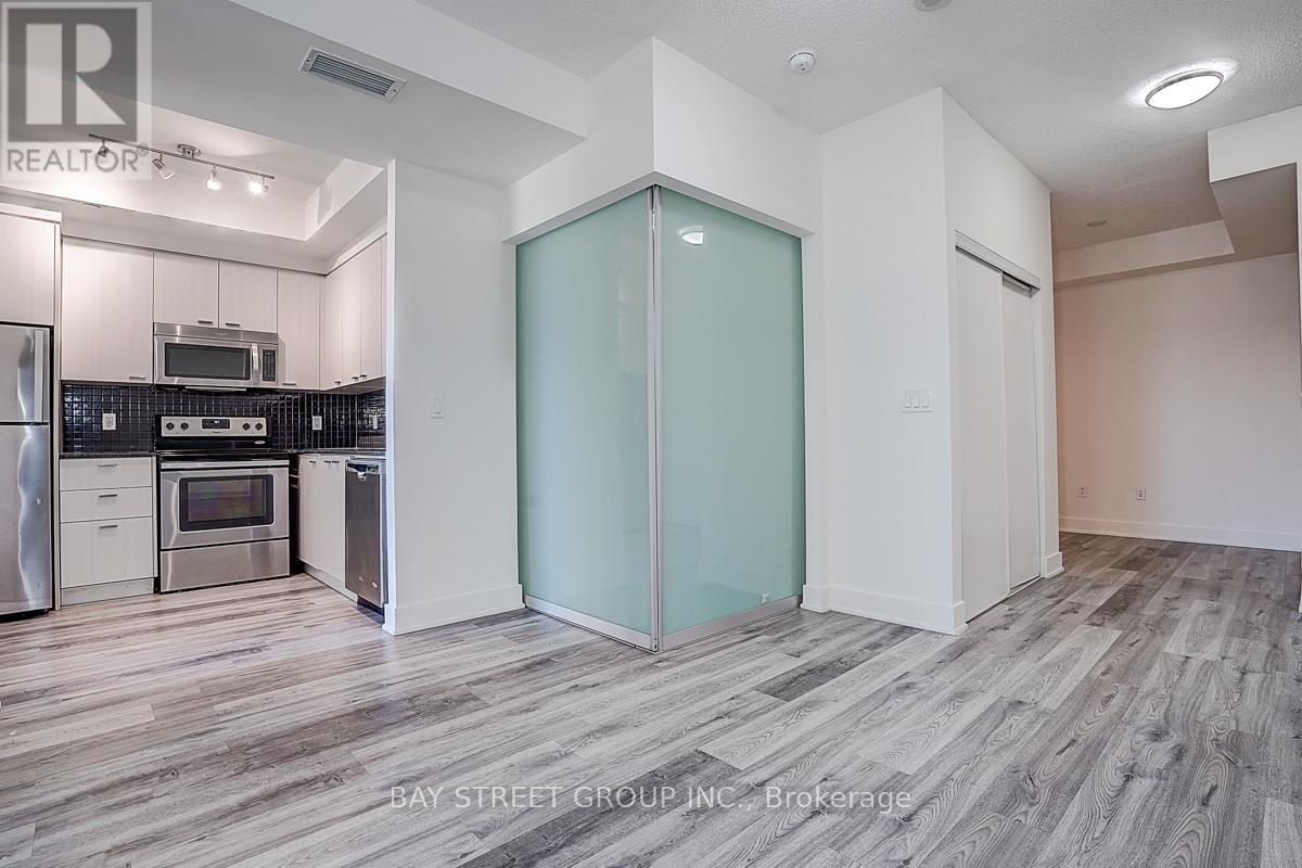 308 - 88 Sheppard Avenue E Property Photo 21