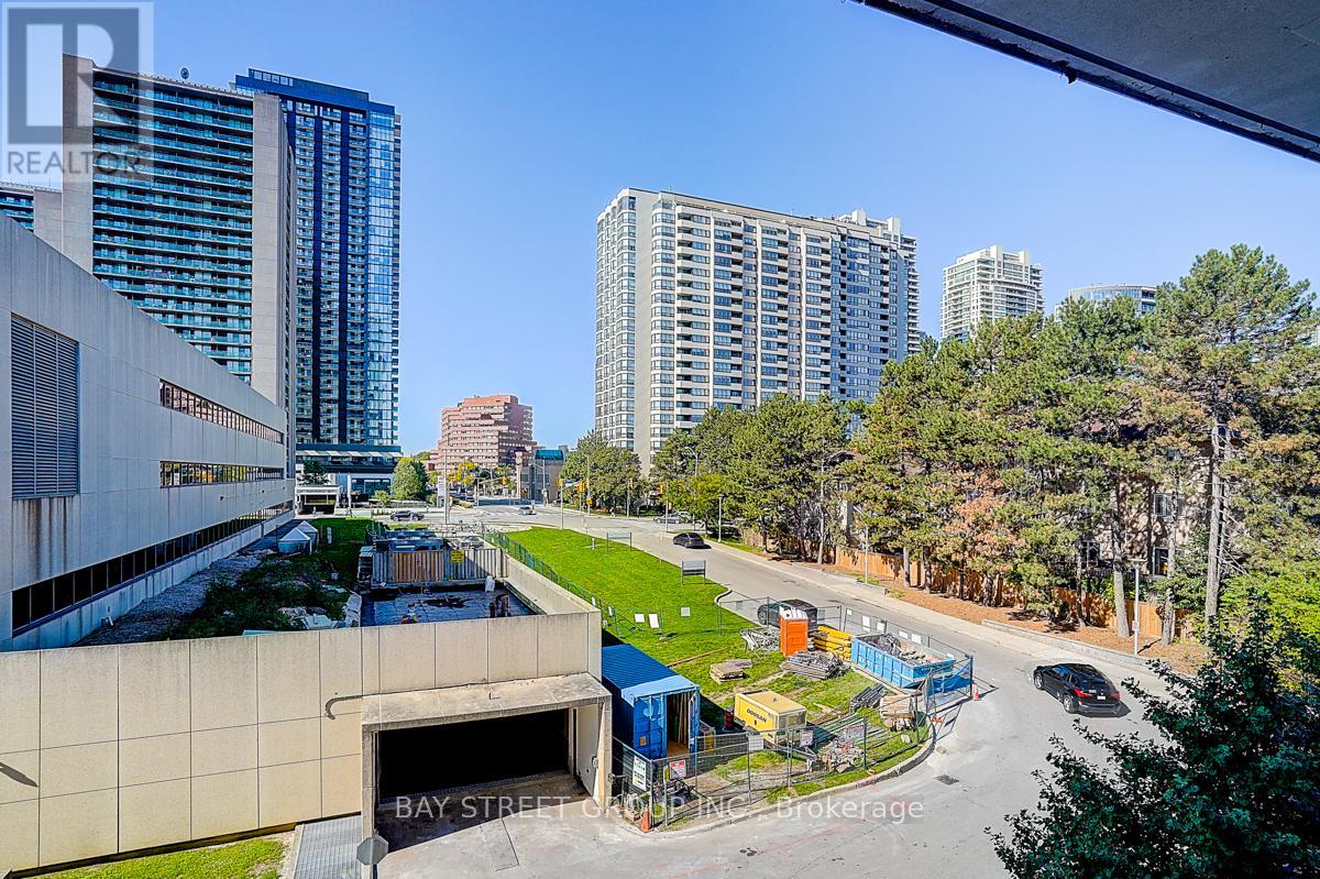 308 - 88 Sheppard Avenue E Property Photo 28
