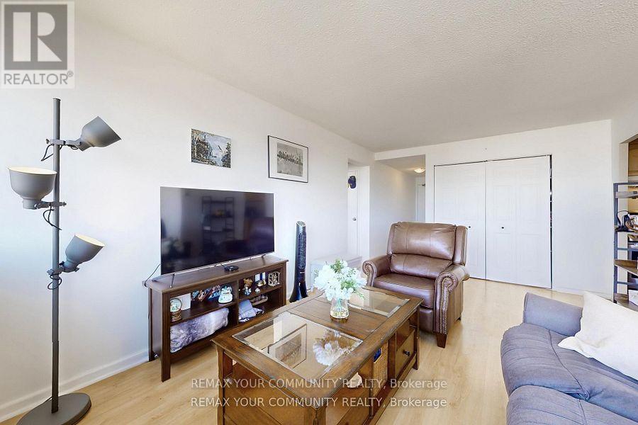 2108 - 735 Don Mills Rd Road Property Photo 8