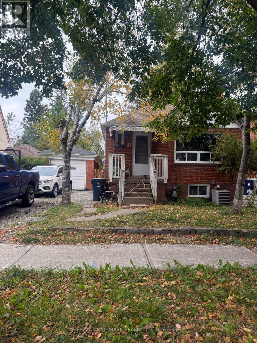 32 Newton Drive Property Photo 1