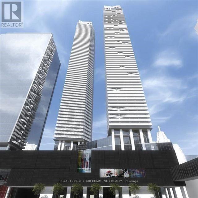 5003 - 100 Harbour Street Property Photo 1