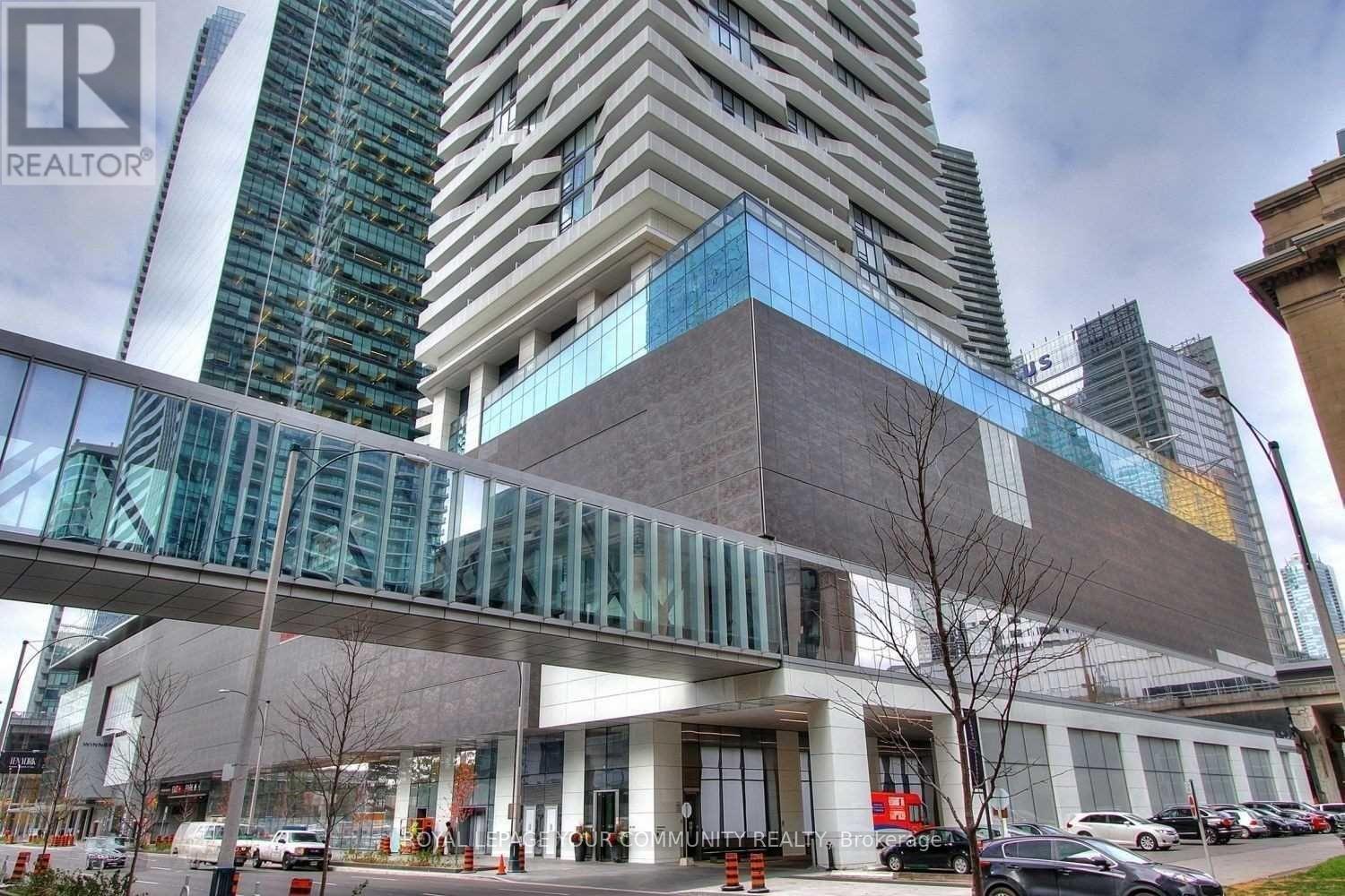 5003 - 100 Harbour Street Property Photo 13