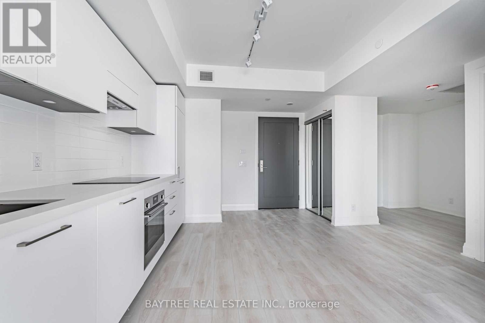 420 - 33 Frederick Todd Way Property Photo 2