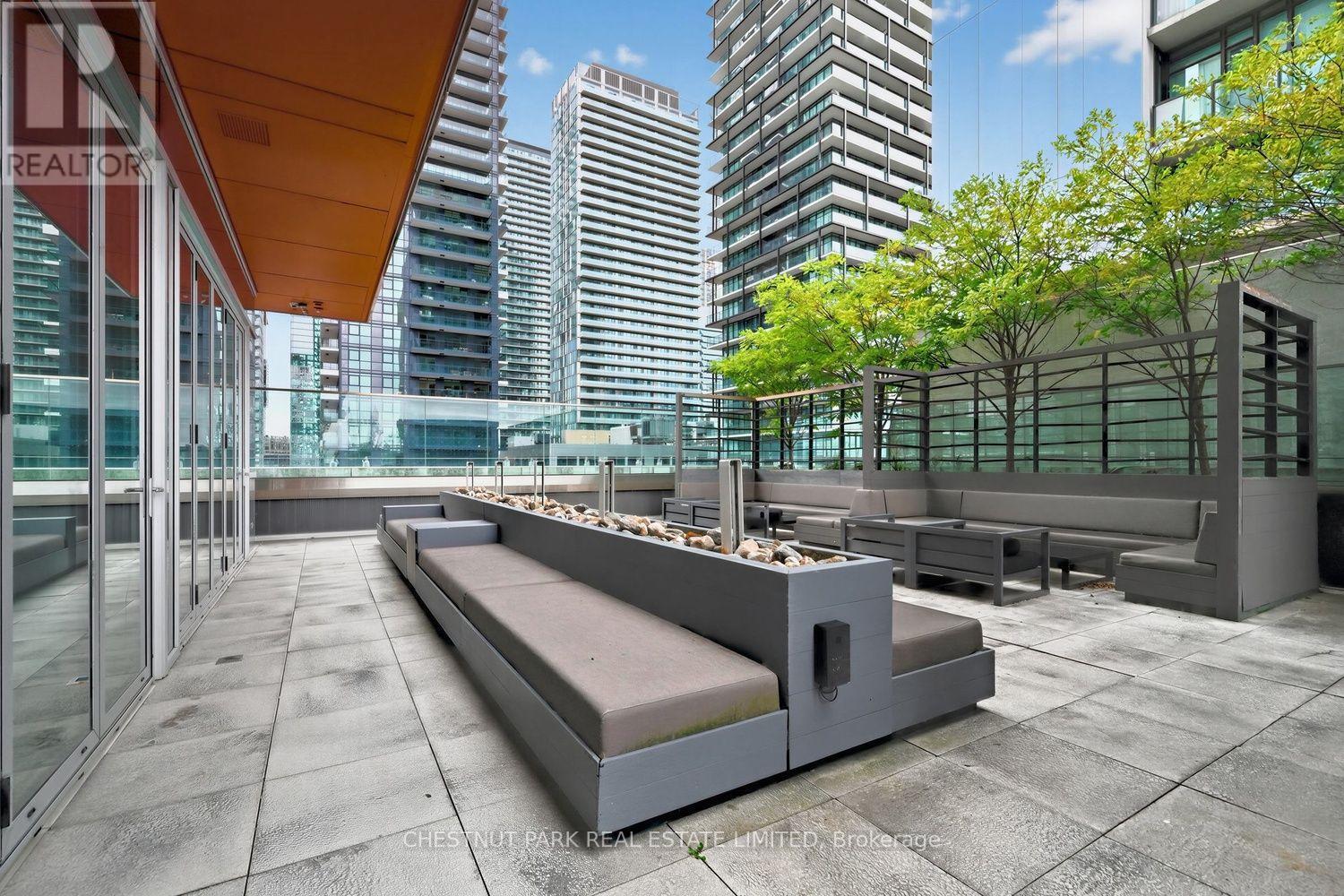 3001 - 318 Richmond Street W Property Photo 21