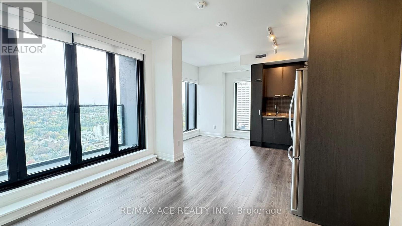 3008 - 20 Soudan Avenue Property Photo 4