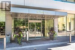 1509 - 18 Yorkville Avenue Property Photo 6