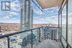 1509 - 18 Yorkville Avenue Property Photo 8