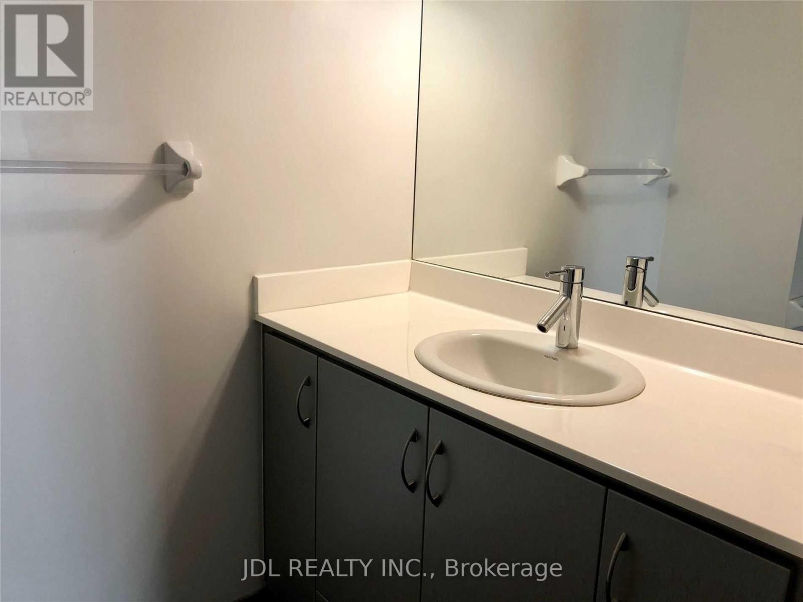 2209 - 5168 Yonge Street Property Photo 8