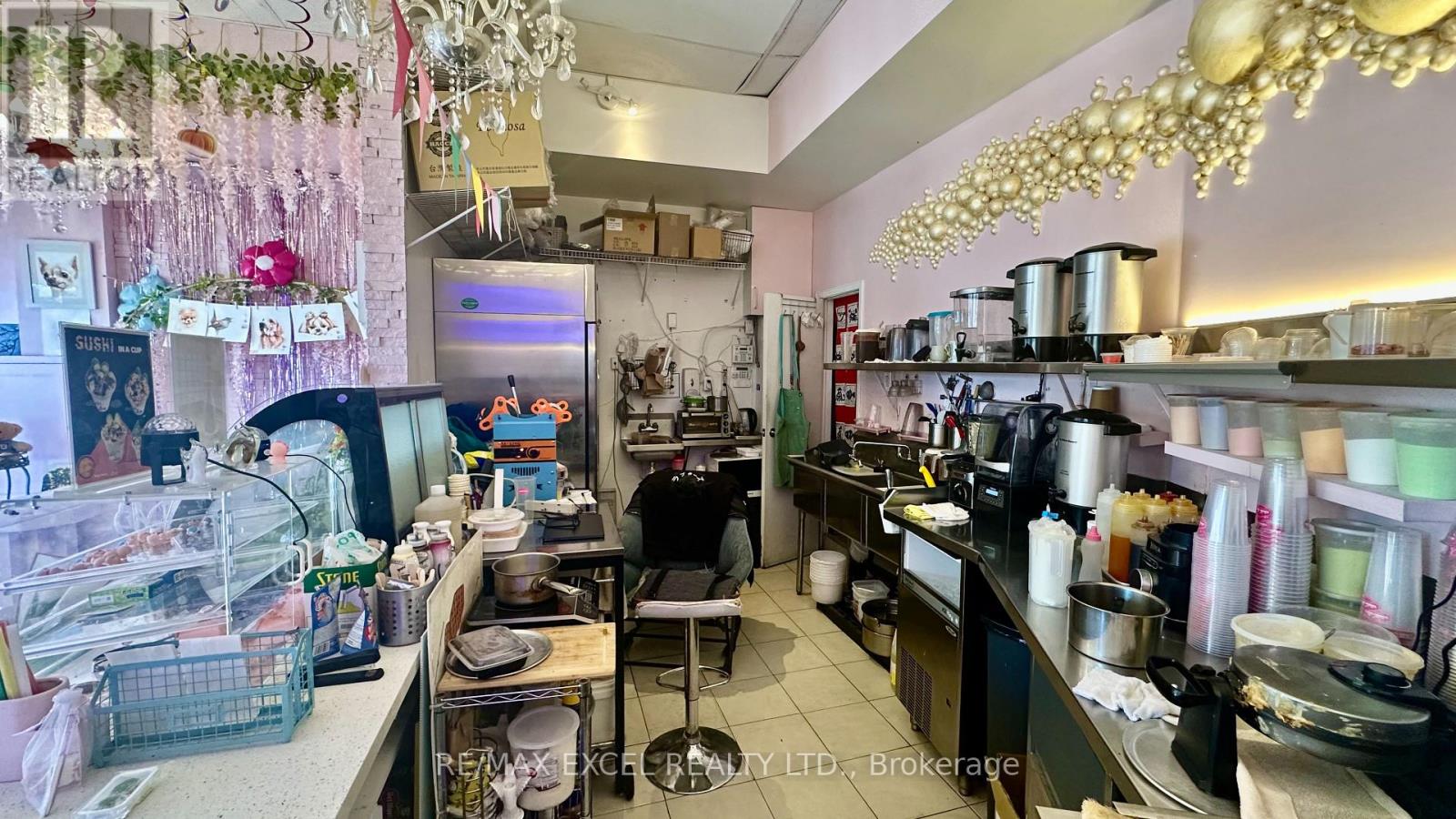 6 - 258 Queens Quay W Property Photo 6