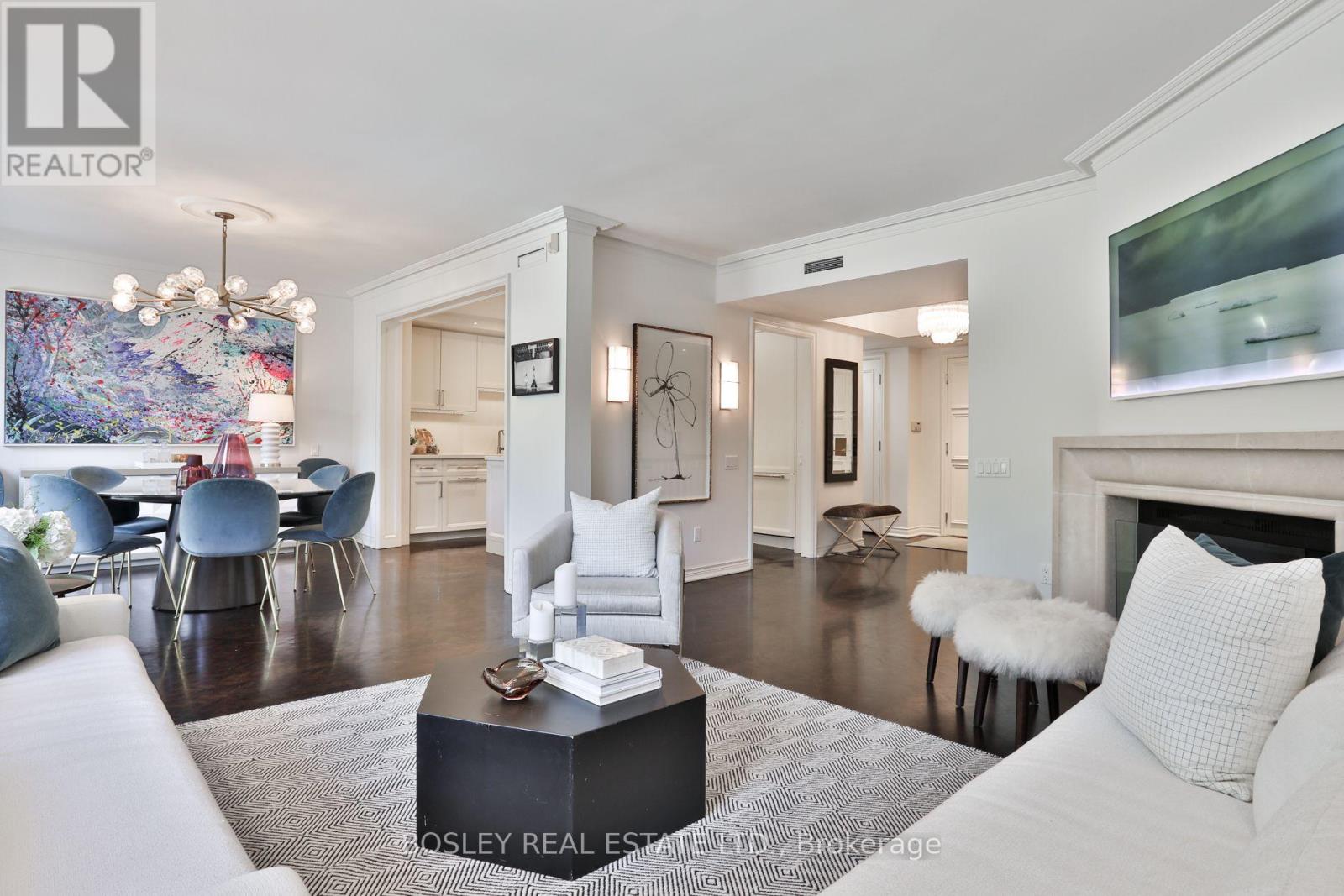 101 - 4 Lowther Avenue Property Photo 3