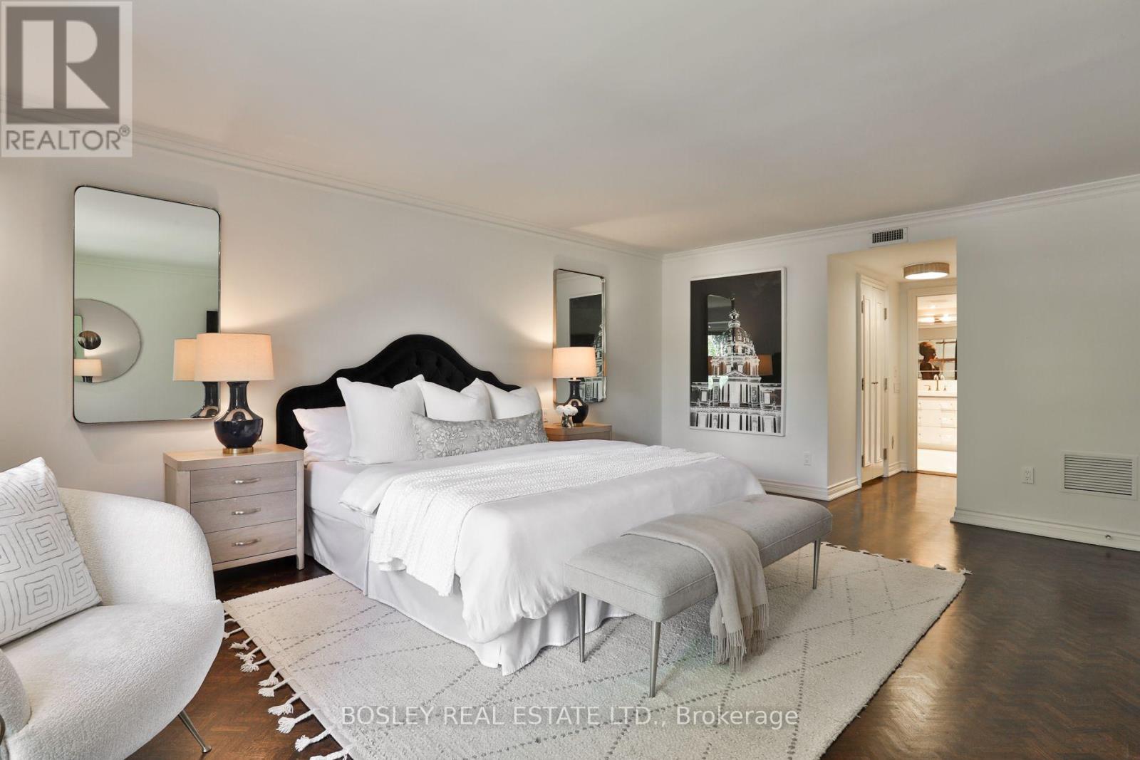 101 - 4 Lowther Avenue Property Photo 20