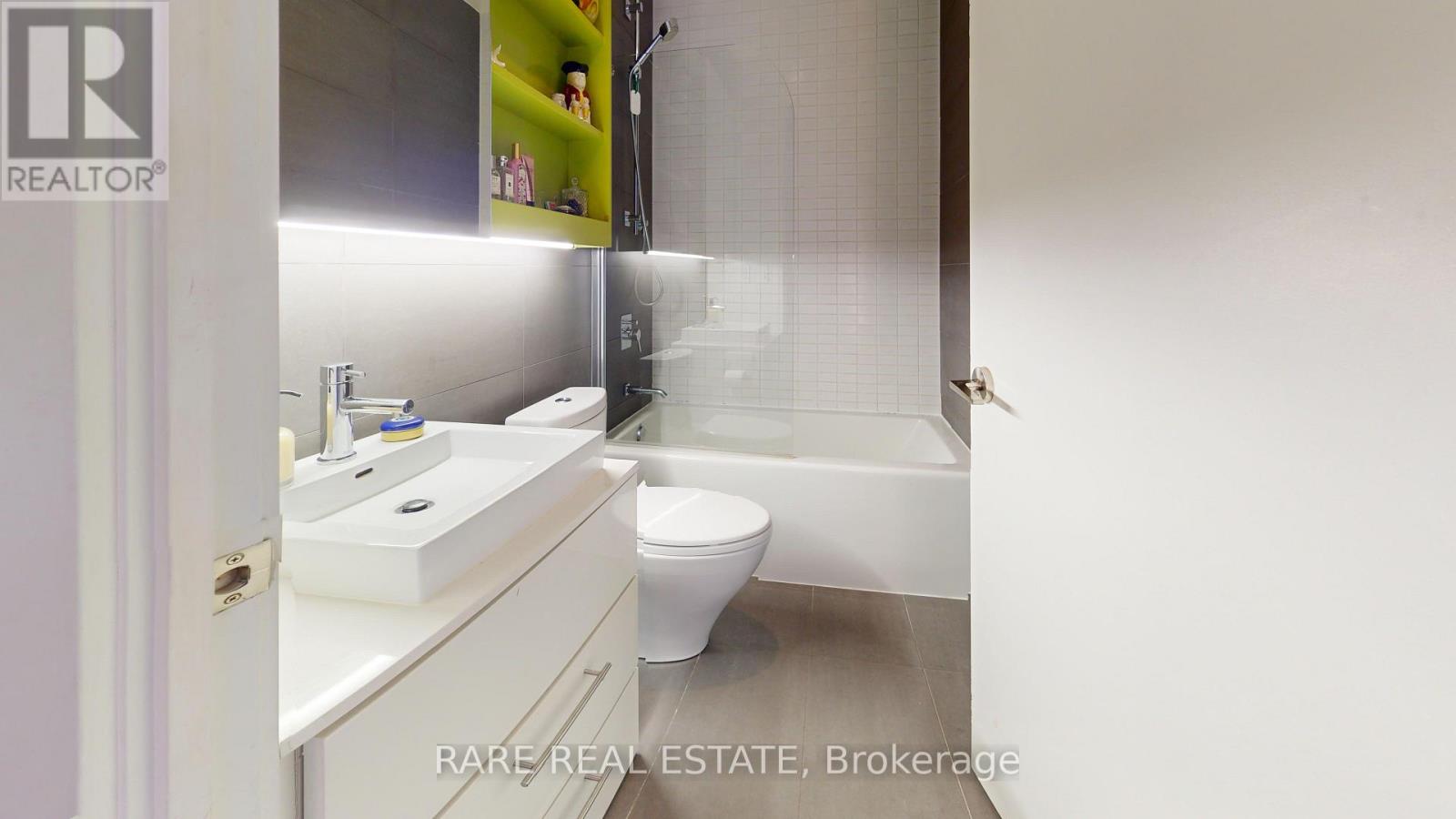 542 - 47 Lower River Street Property Photo 9