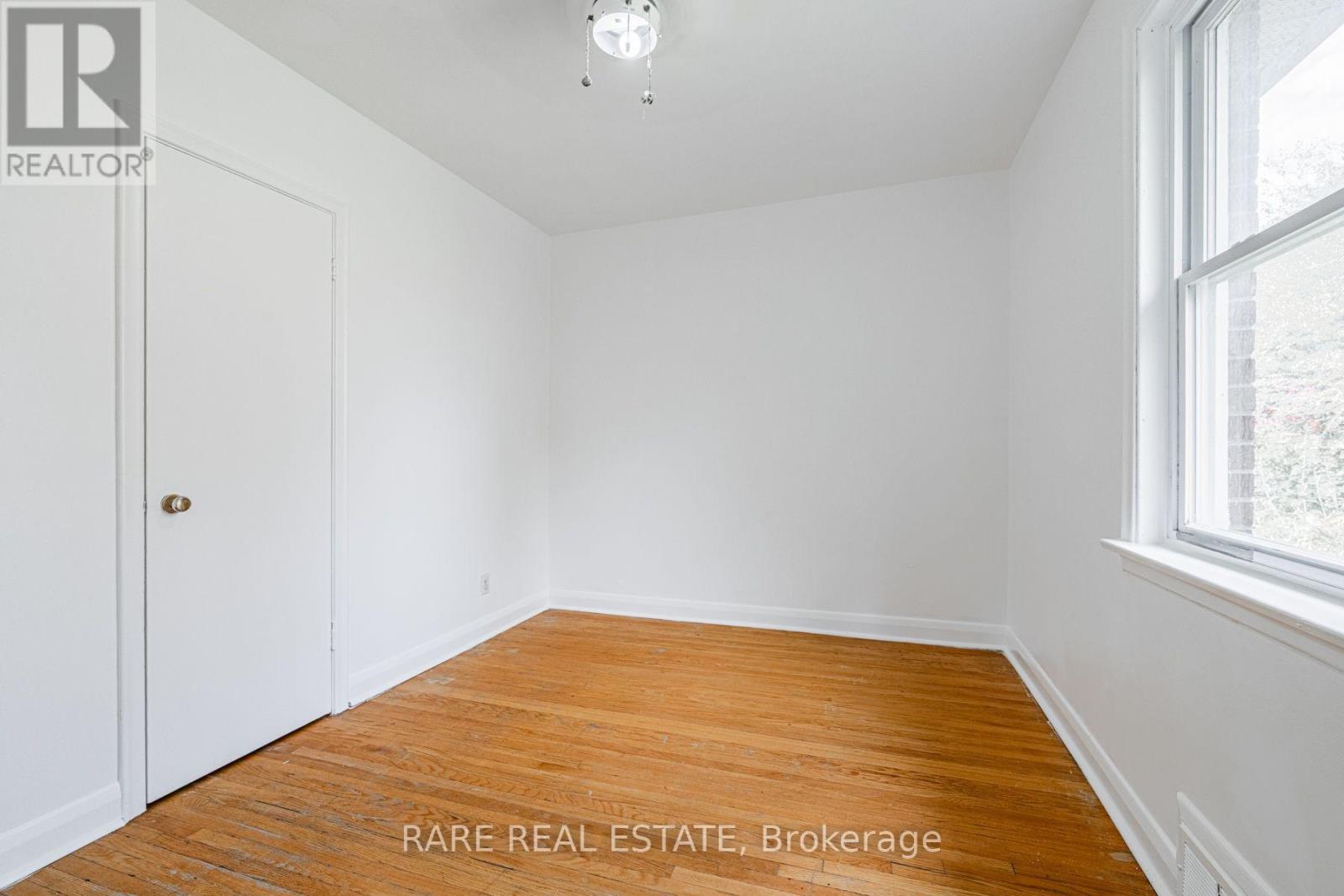 Main - 14 Alexis Boulevard Property Photo 21