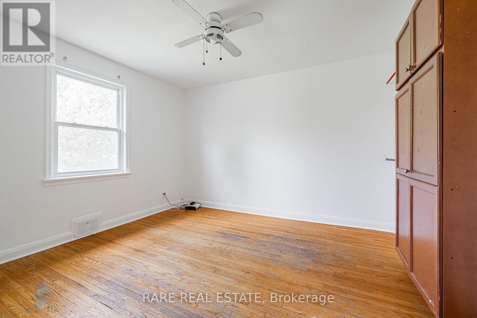 Main - 14 Alexis Boulevard Property Photo 23