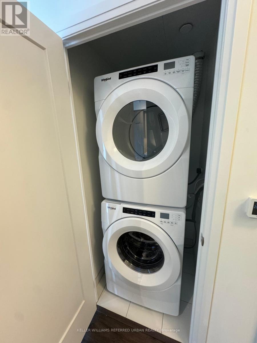 2204 - 20 Soudan Avenue Property Photo 3