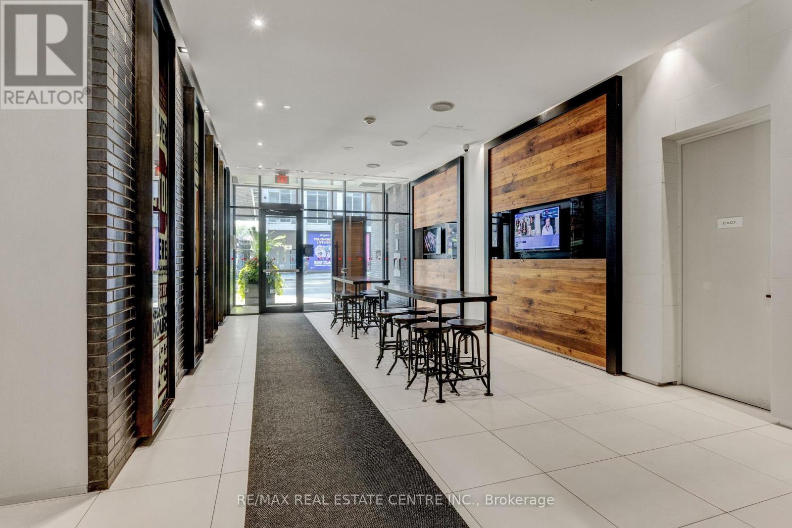 308 - 783 Bathurst Street Property Photo 3