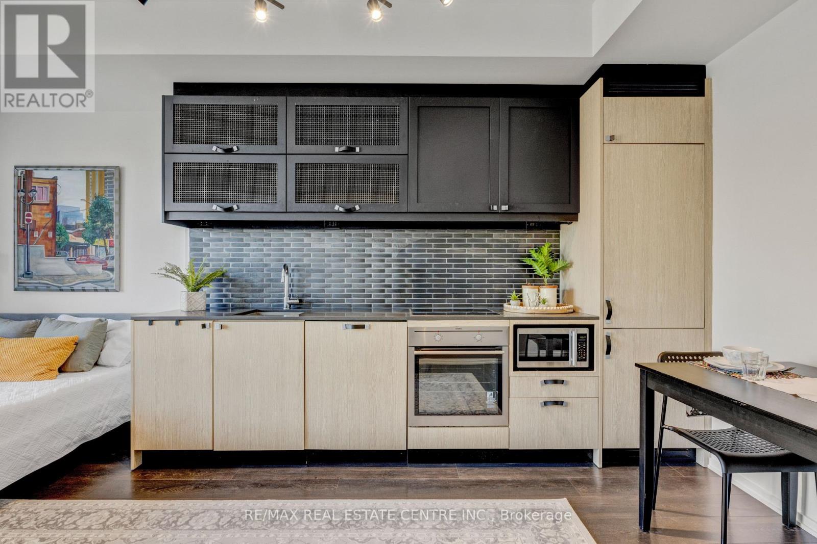 308 - 783 Bathurst Street Property Photo 11