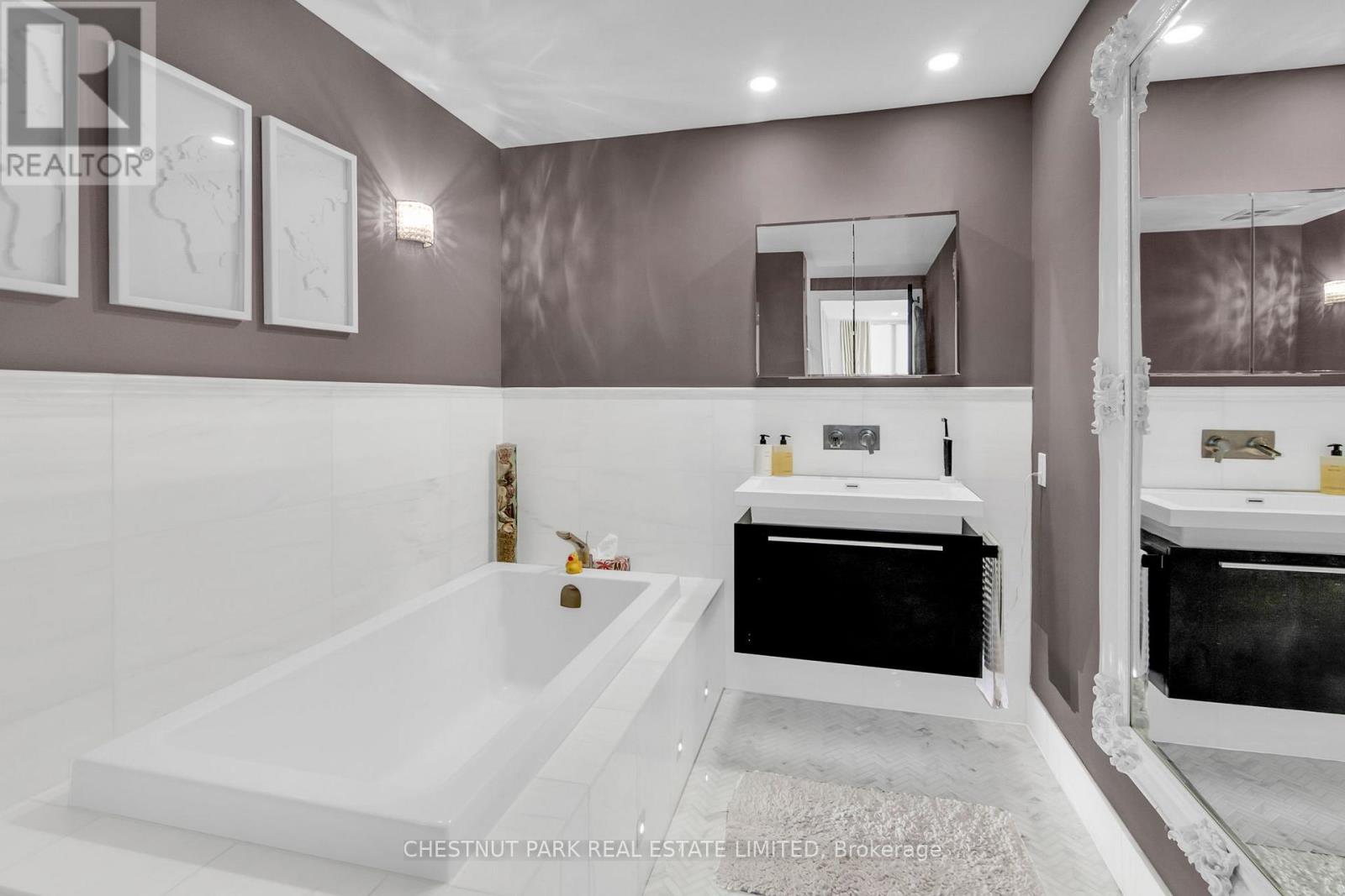 617 - 120 Homewood Avenue Property Photo 22