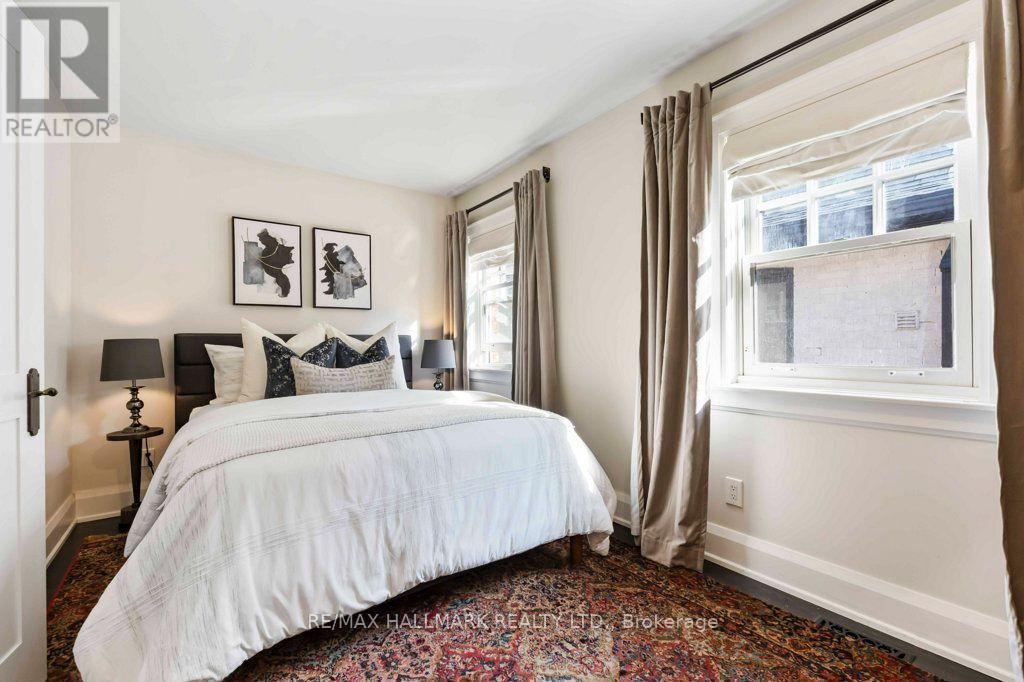 29 Standish Avenue Property Photo 24