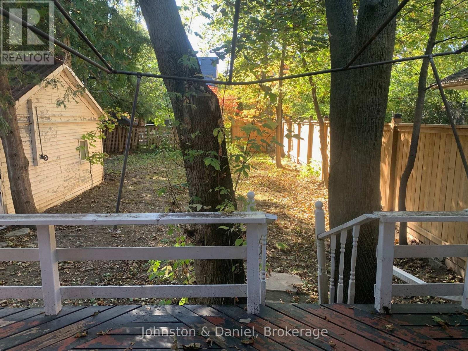 42 Lascelles Boulevard Property Photo 4