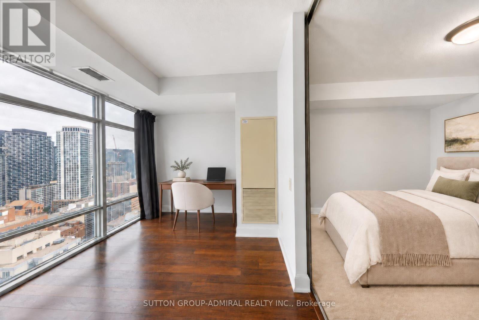 3210 - 2191 Yonge Street Property Photo 15