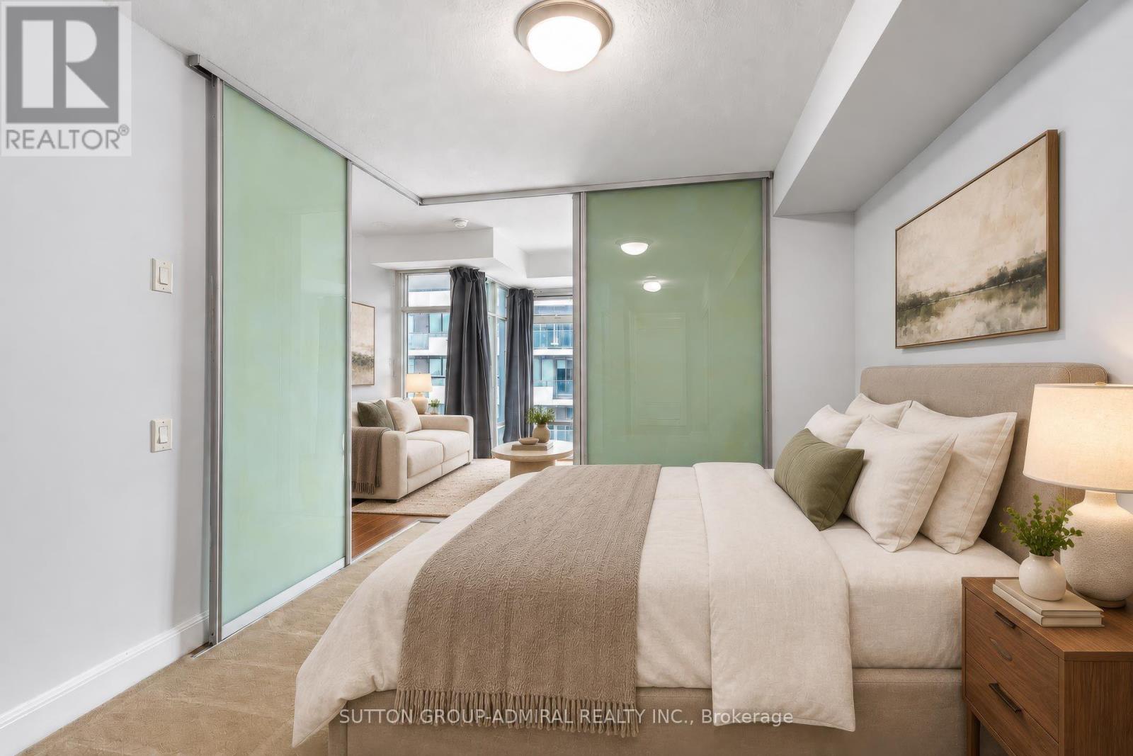 3210 - 2191 Yonge Street Property Photo 16