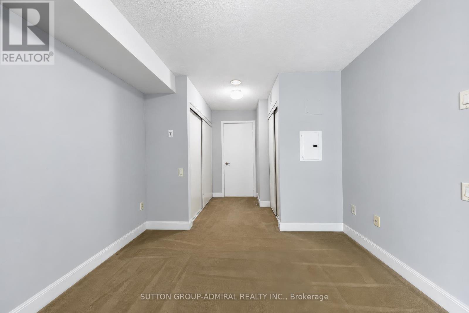 3210 - 2191 Yonge Street Property Photo 29