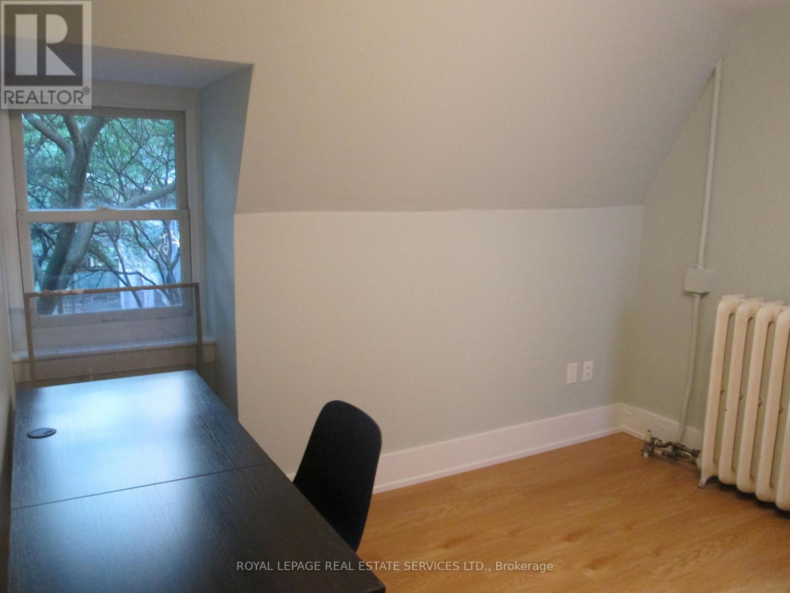 10 Trinity Square Property Photo 20