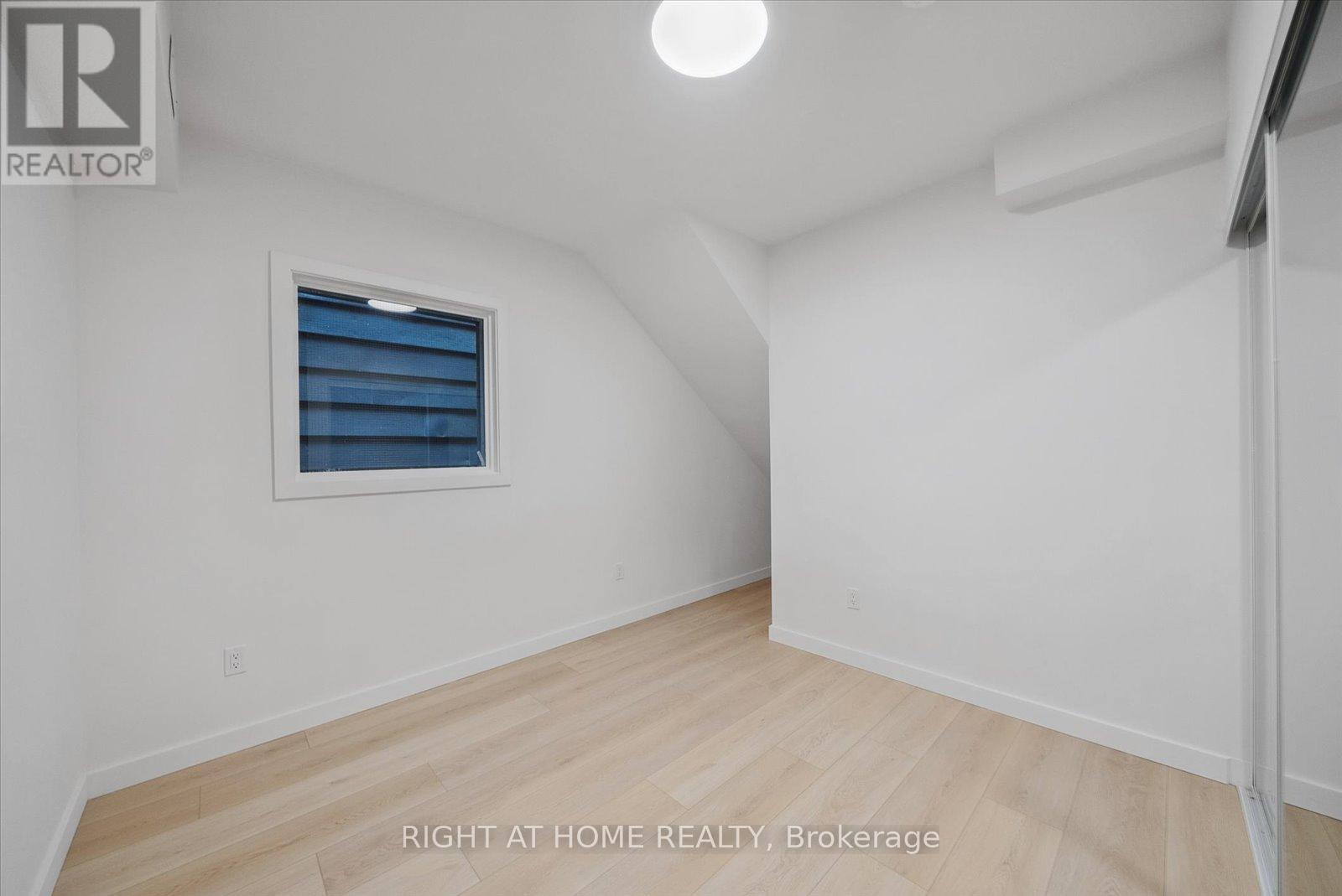 2 - 367 Howland Avenue Property Photo 9