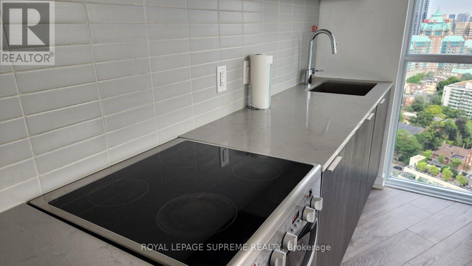 2603 - 159 Wellesley Street E Property Photo 9