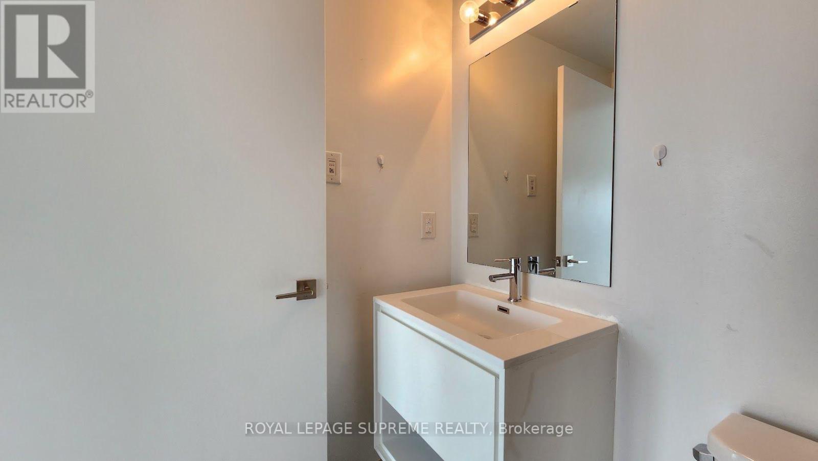 2603 - 159 Wellesley Street E Property Photo 14