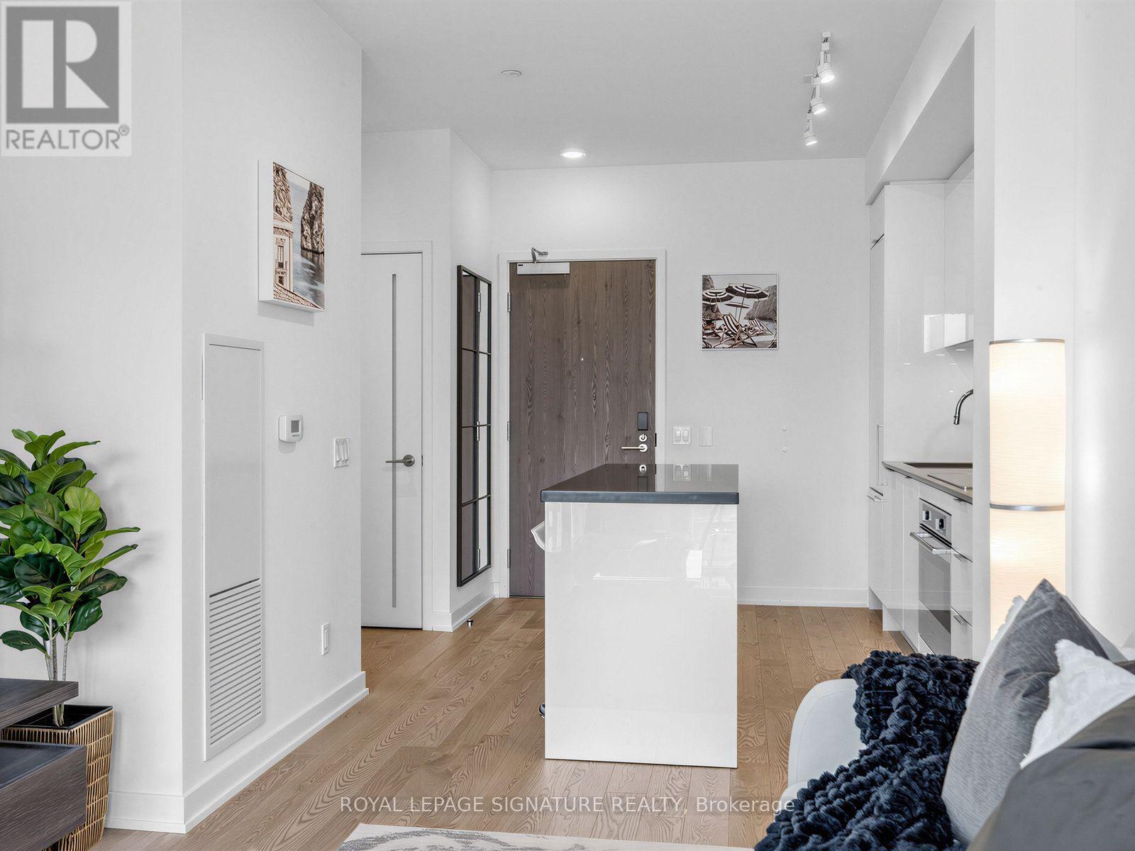 3707 - 20 Lombard Street Property Photo 12