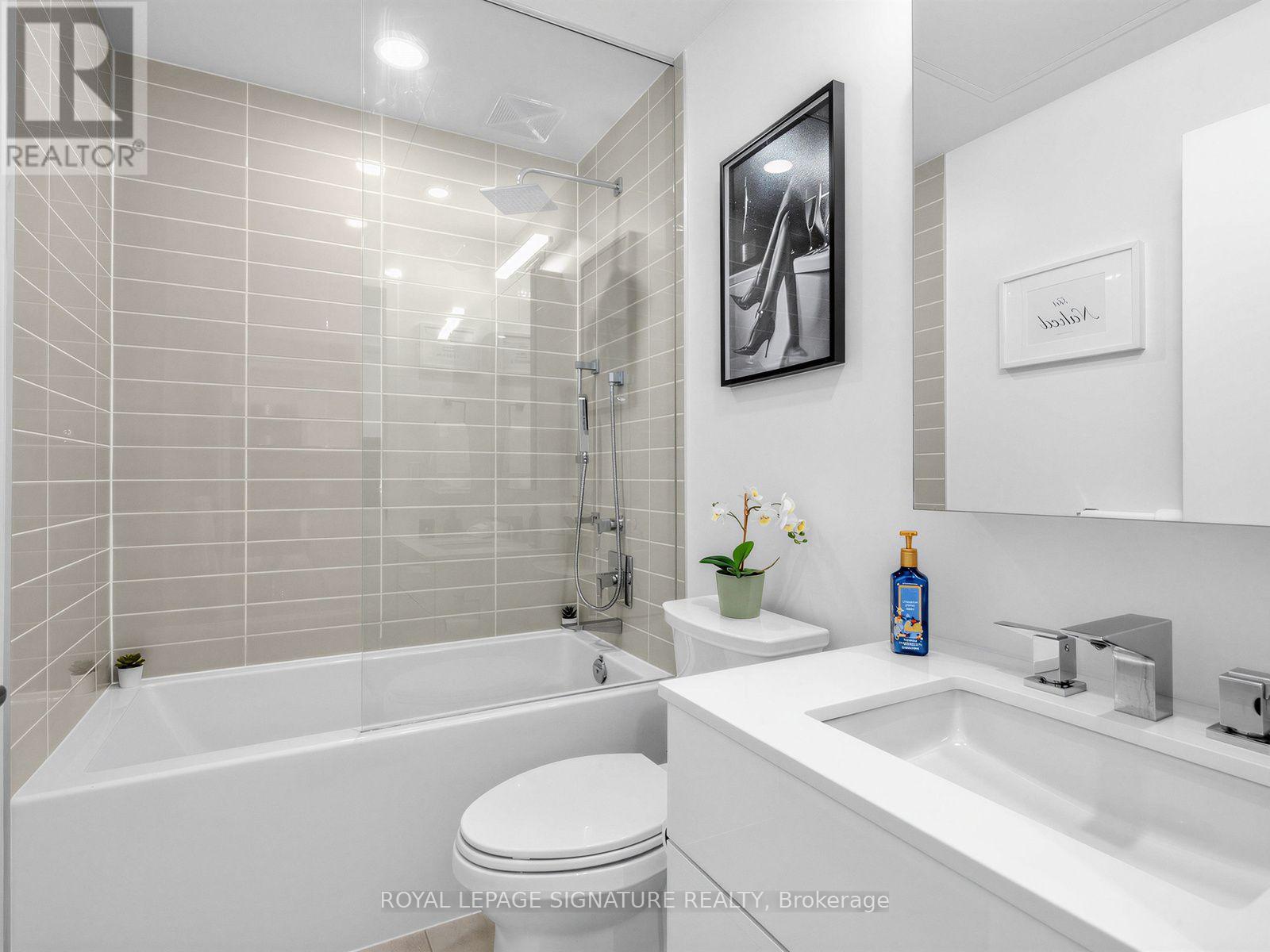 3707 - 20 Lombard Street Property Photo 20