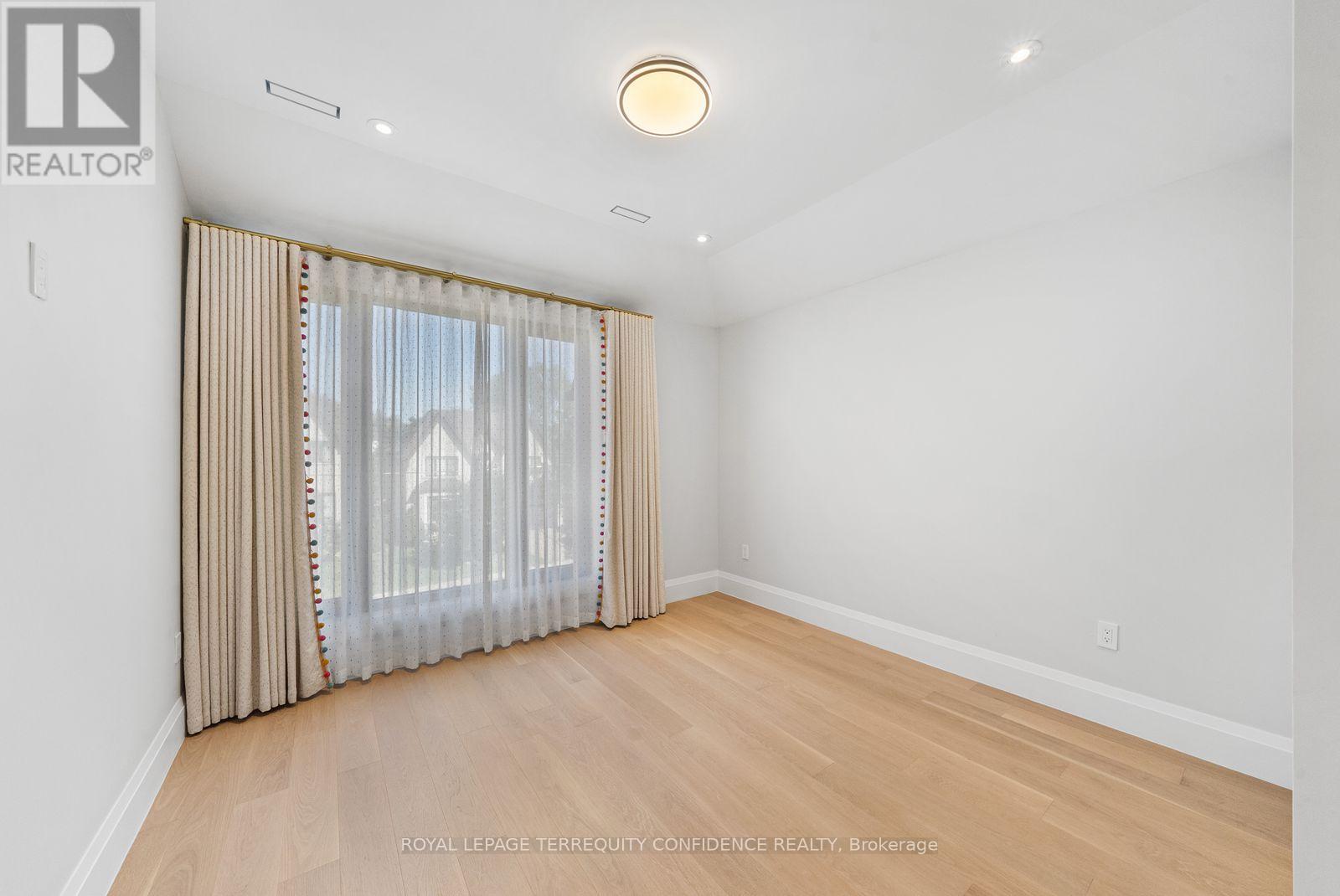 333 Horsham Avenue Property Photo 28