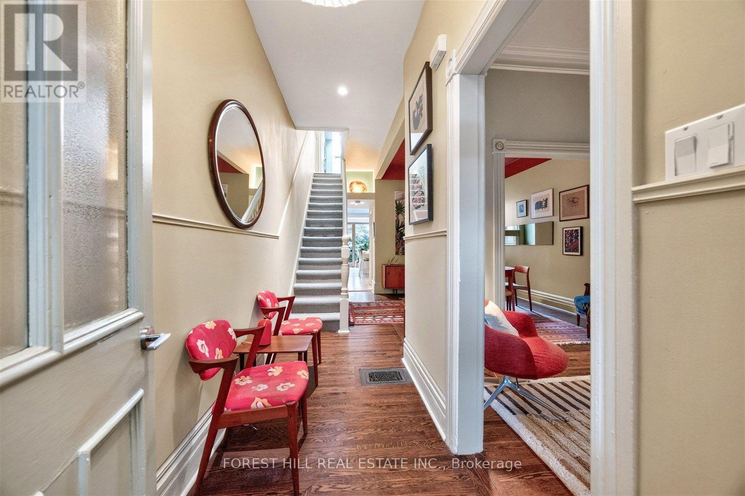 44 Russell Street Property Photo 2