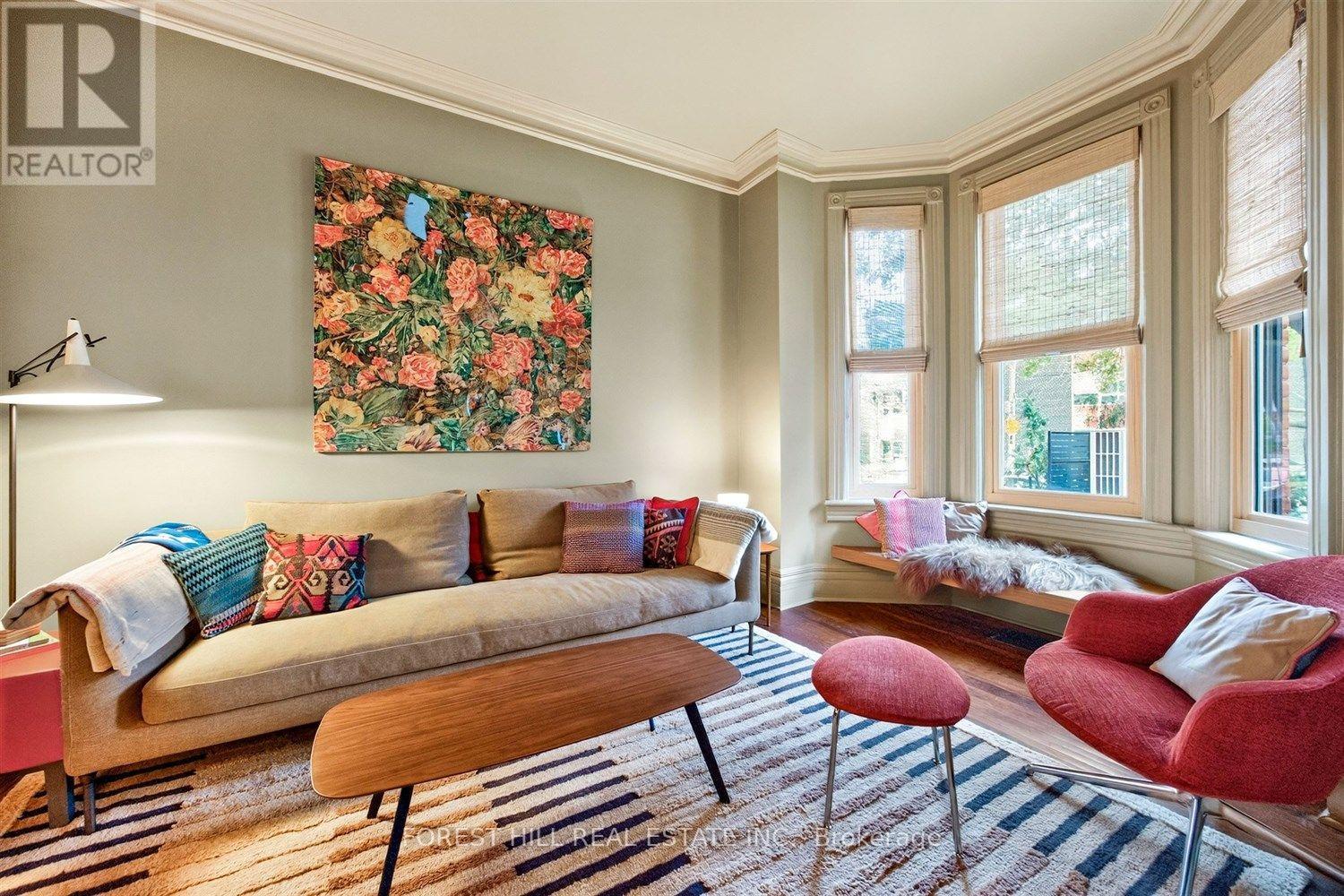 44 Russell Street Property Photo 4
