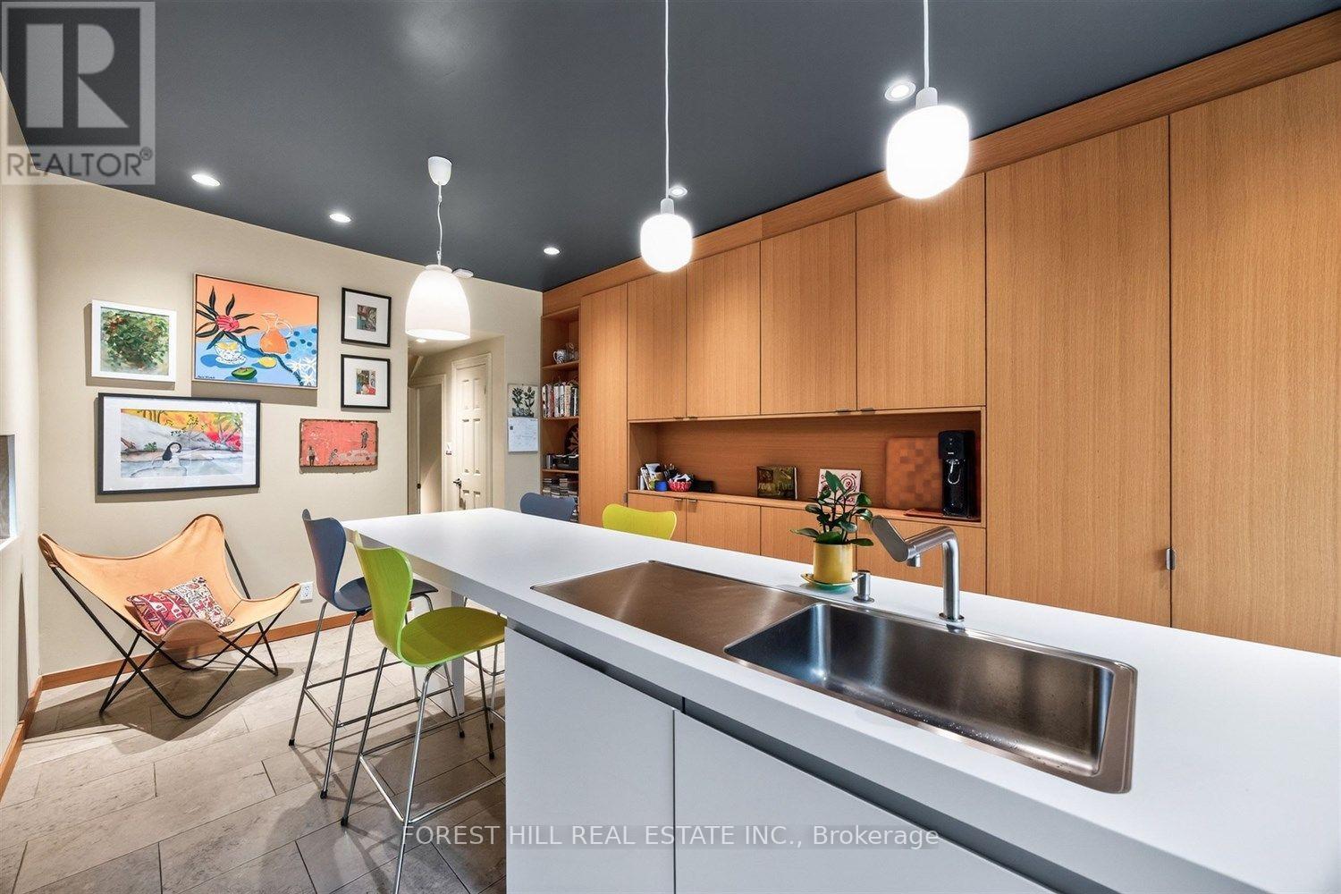 44 Russell Street Property Photo 15