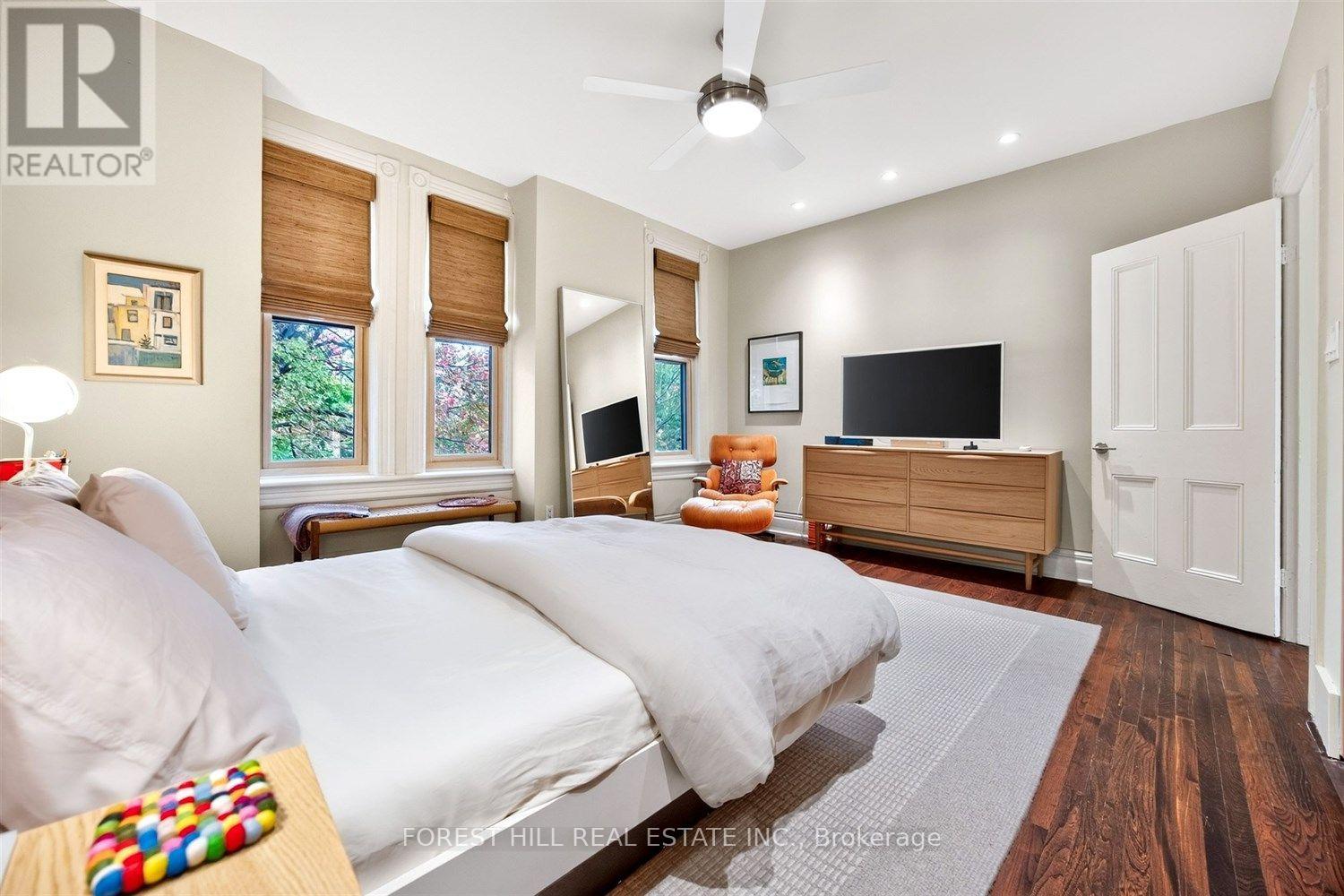 44 Russell Street Property Photo 22