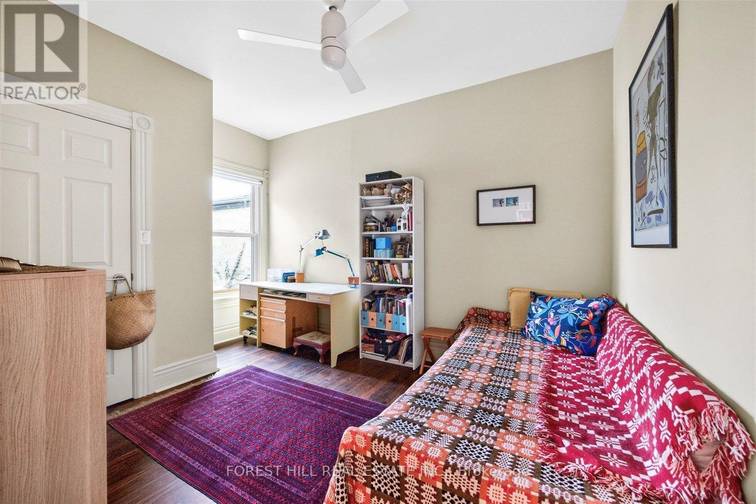 44 Russell Street Property Photo 23