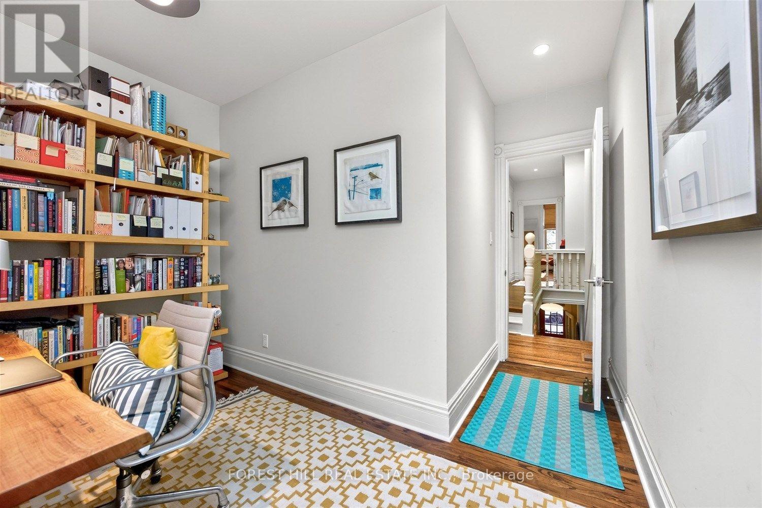 44 Russell Street Property Photo 26