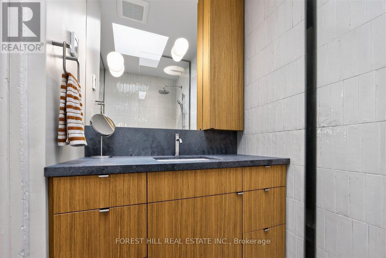 44 Russell Street Property Photo 27