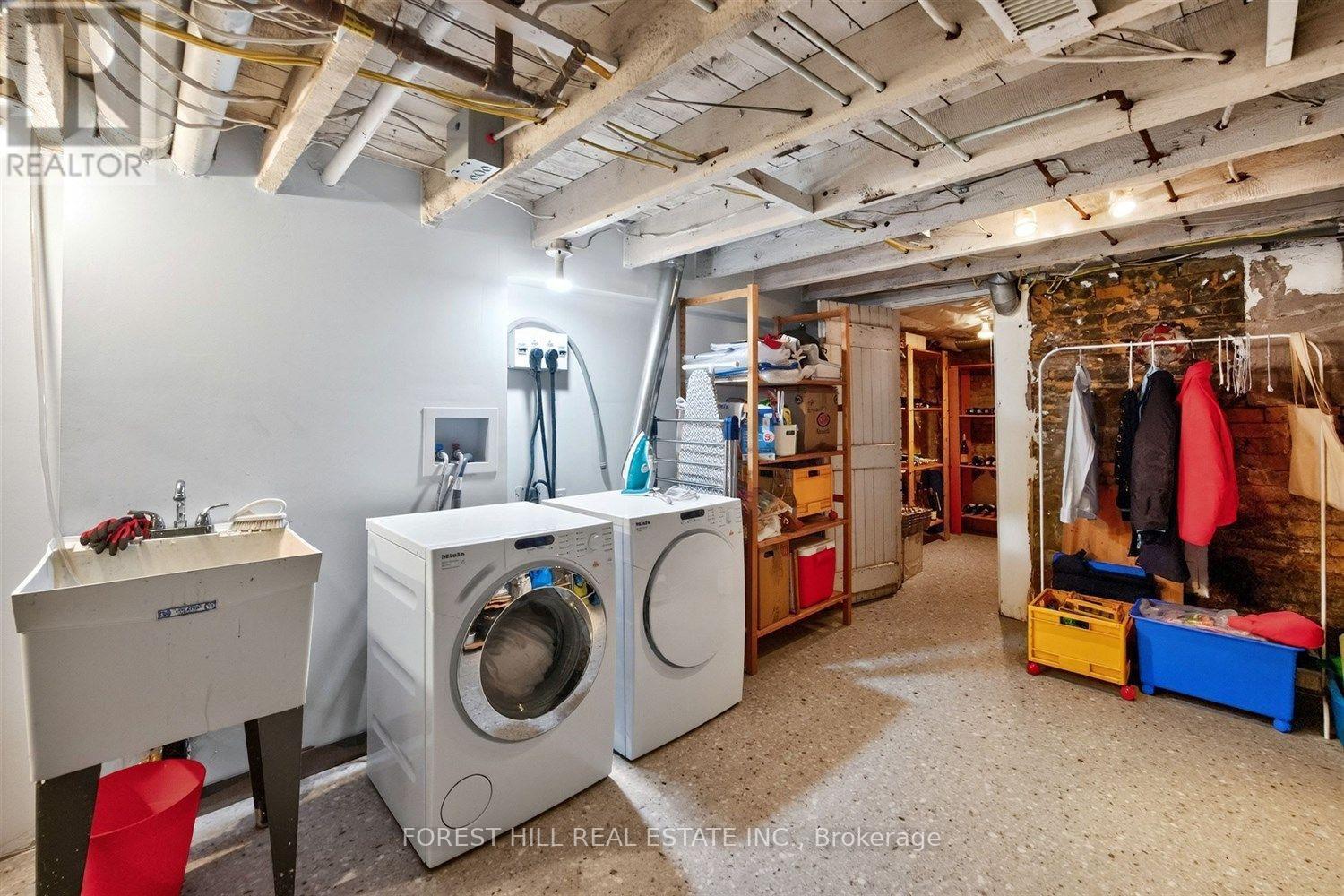 44 Russell Street Property Photo 32