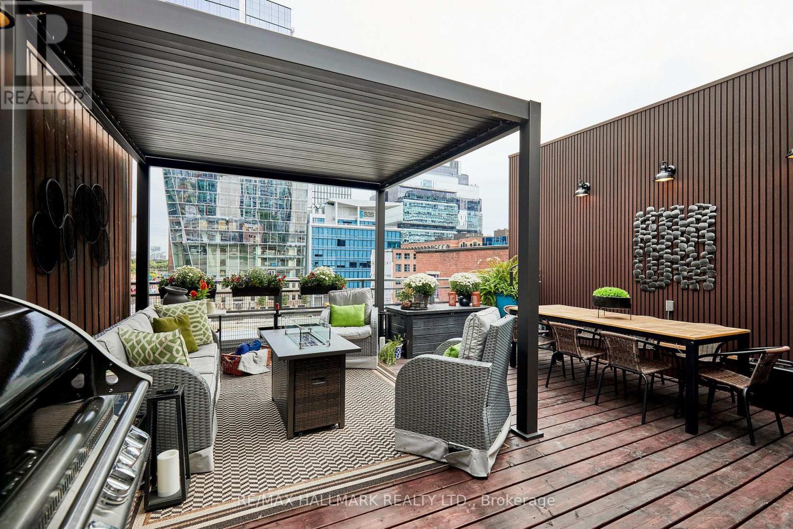 412 - 383 Adelaide Street E Property Photo 15