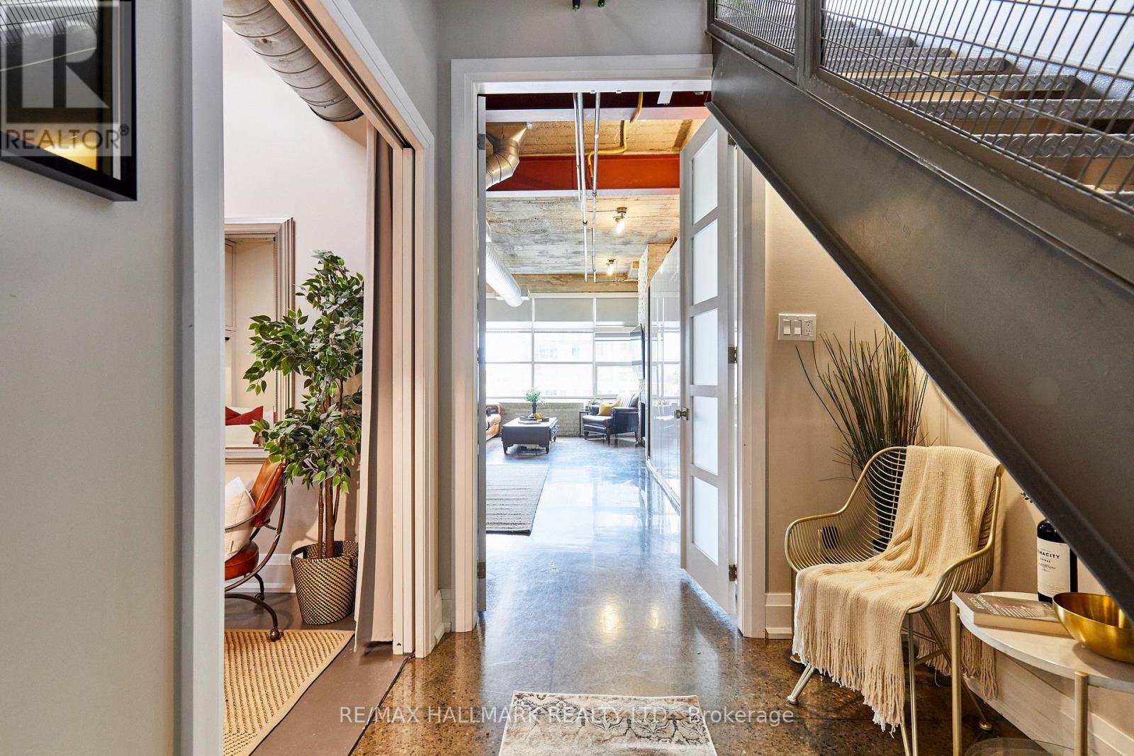 412 - 383 Adelaide Street E Property Photo 20
