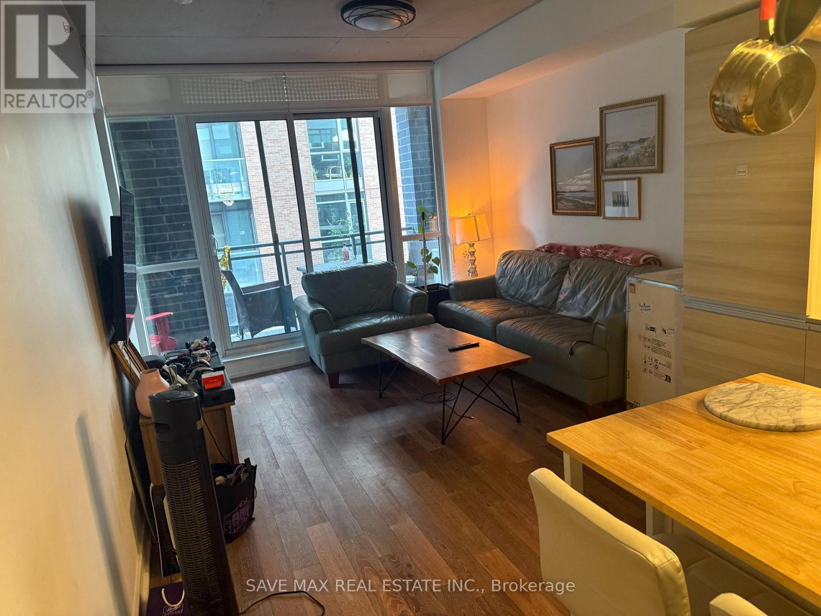 404 - 20 MINOWAN MIIKAN LANE Property Photo 1