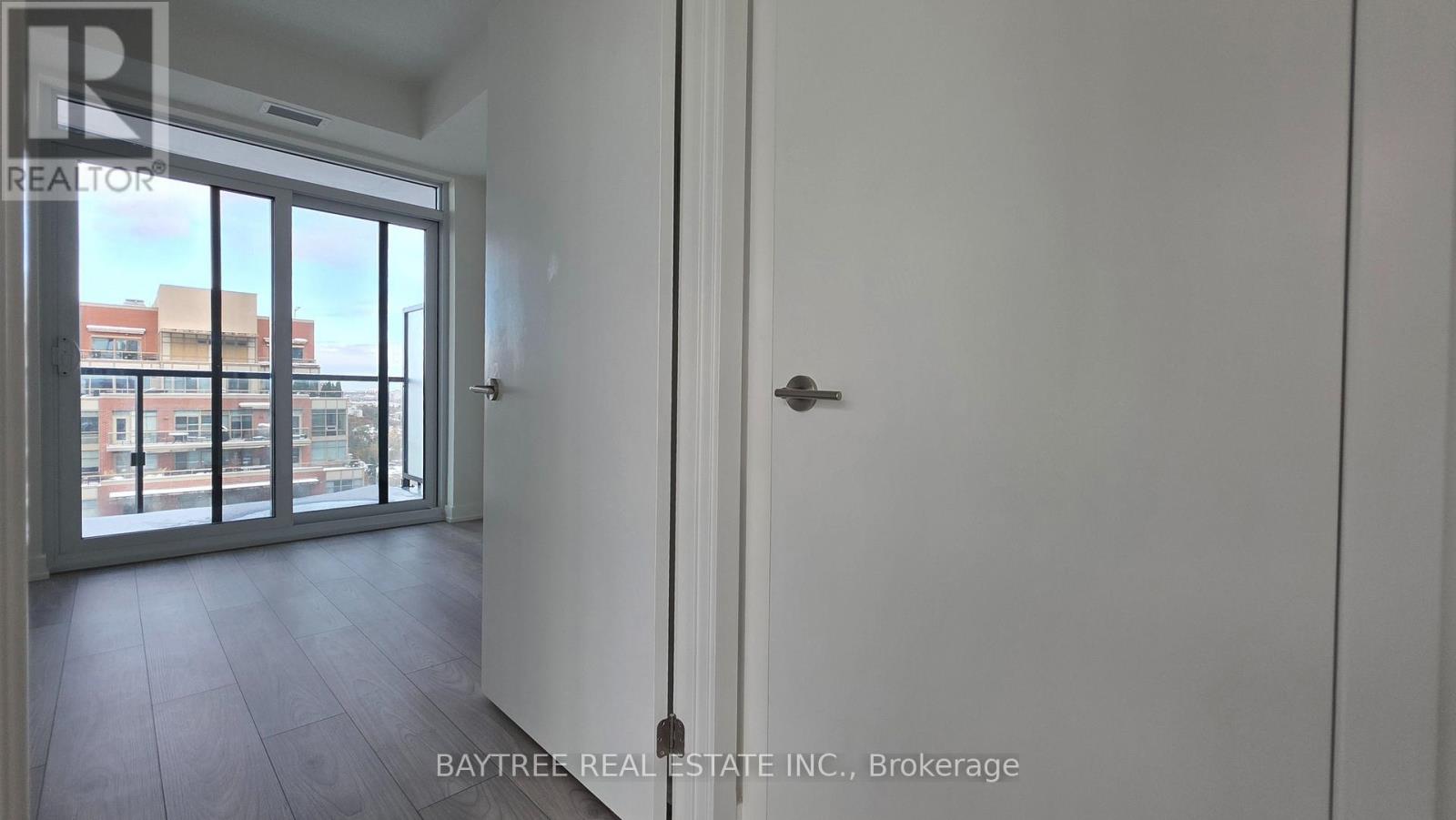 1502 - 120 Broadway Avenue Property Photo 13