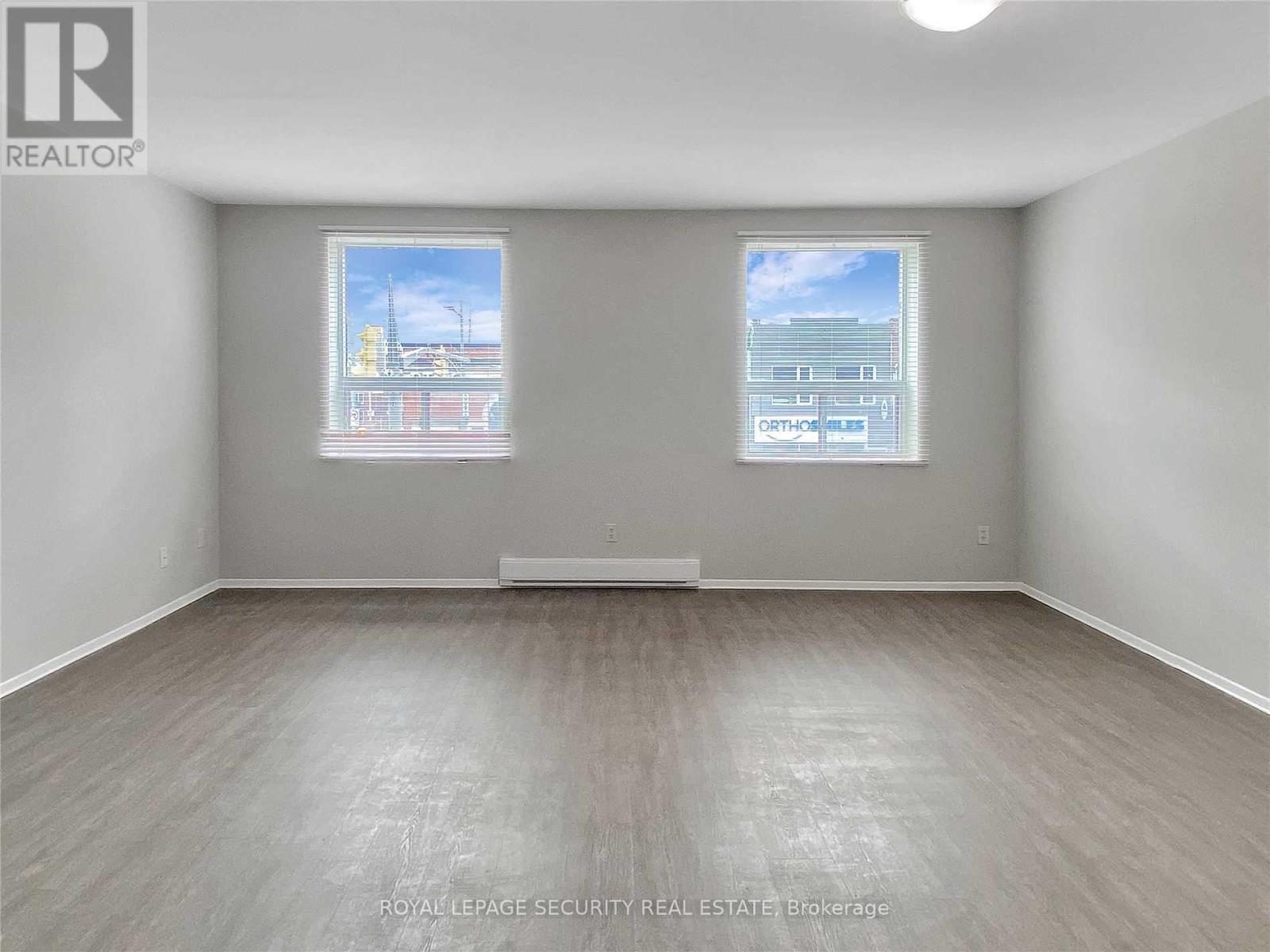 308 - 696 St. Clair Avenue W Property Photo 4